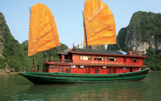 Du thuyền Bai Tu Long Junk